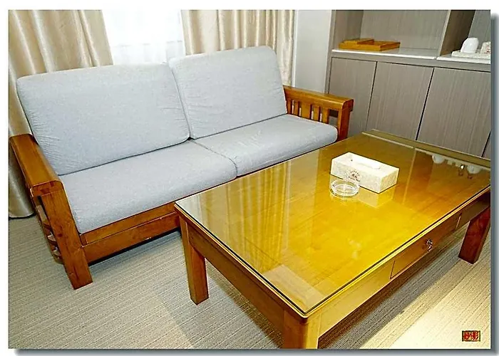 Pristine02 Manilla