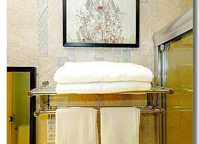 Pristine02 Hotel 2*